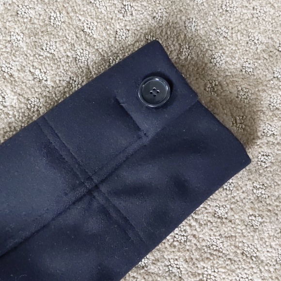 Woman's Black Wool Blend Coat, 3/4 Length, Double Breasted, Size 7, Pockets - Picture 3 of 6